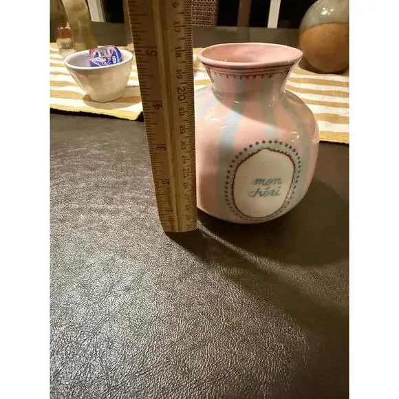Laetitia Rouget Love Vase Anthropologie AnthroHome - Picture 11 of 13